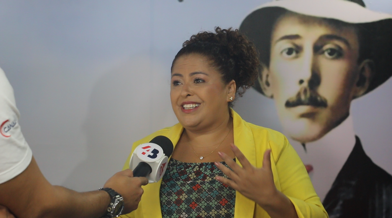 O Cravo e a Rosa está em cartaz em JF neste fim de semana; atriz Rosana Dias falou com o Portal 14B